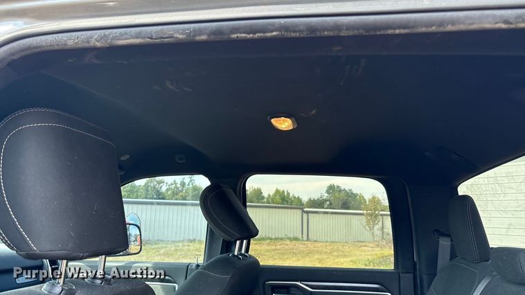 image for item EA7602 2019 RAM 2500 Crew Cab pickup truck