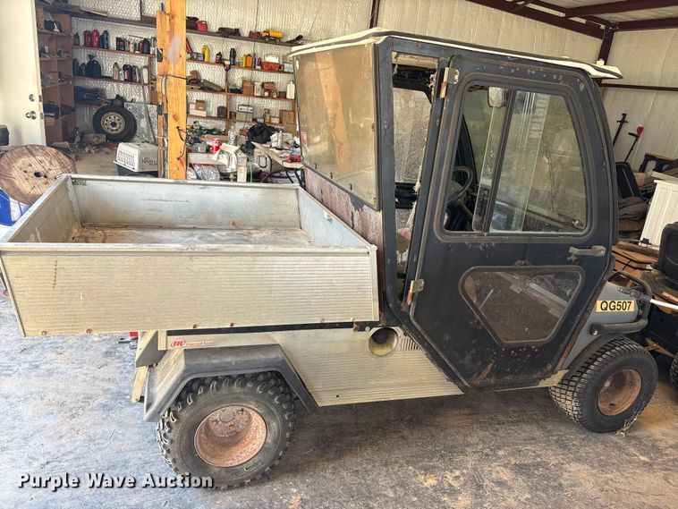 image for item EA7607 2008 Club car golf cart