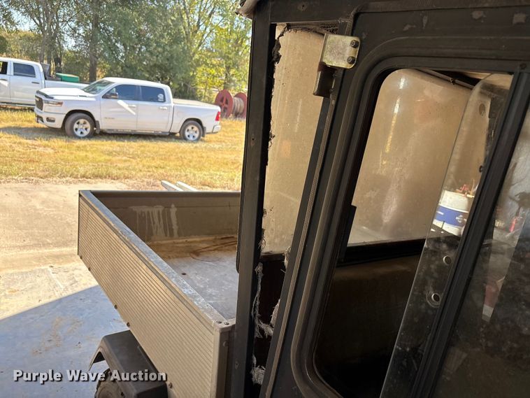 image for item EA7607 2008 Club car golf cart