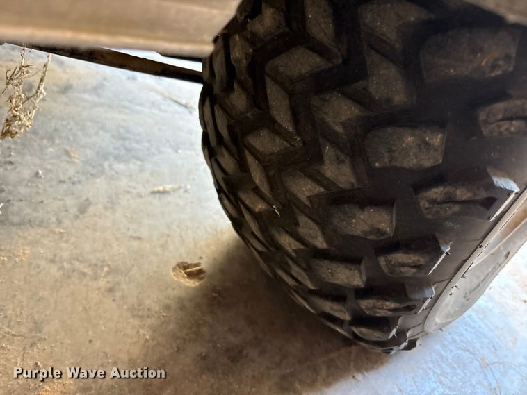 image for item EA7607 2008 Club car golf cart