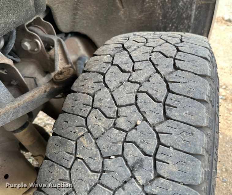 image for item EB2869 2019 Chevrolet Silverado 2500HD Double Cab pickup truck