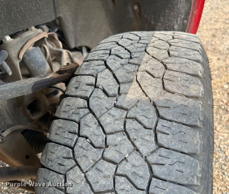 image for item EB2869 2019 Chevrolet Silverado 2500HD Double Cab pickup truck