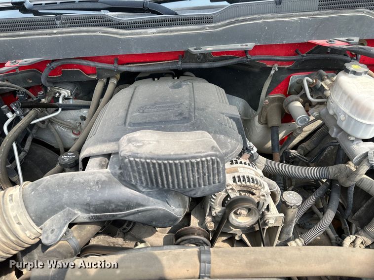 image for item EB2869 2019 Chevrolet Silverado 2500HD Double Cab pickup truck