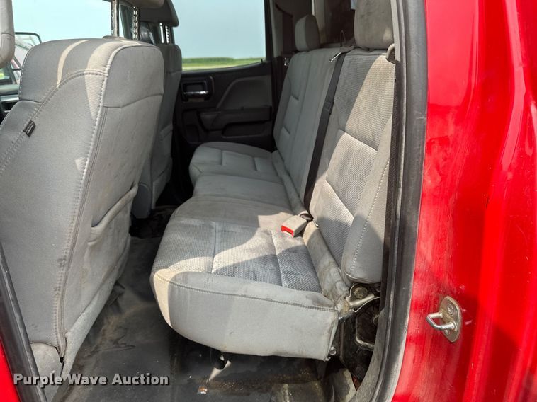 image for item EB2869 2019 Chevrolet Silverado 2500HD Double Cab pickup truck