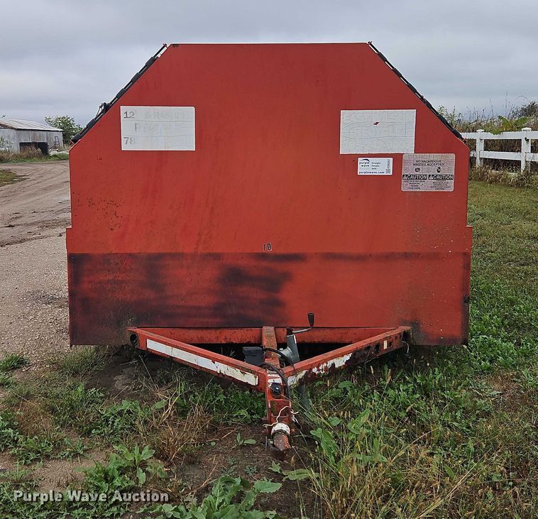 image for item EB8367 Recycle trailer