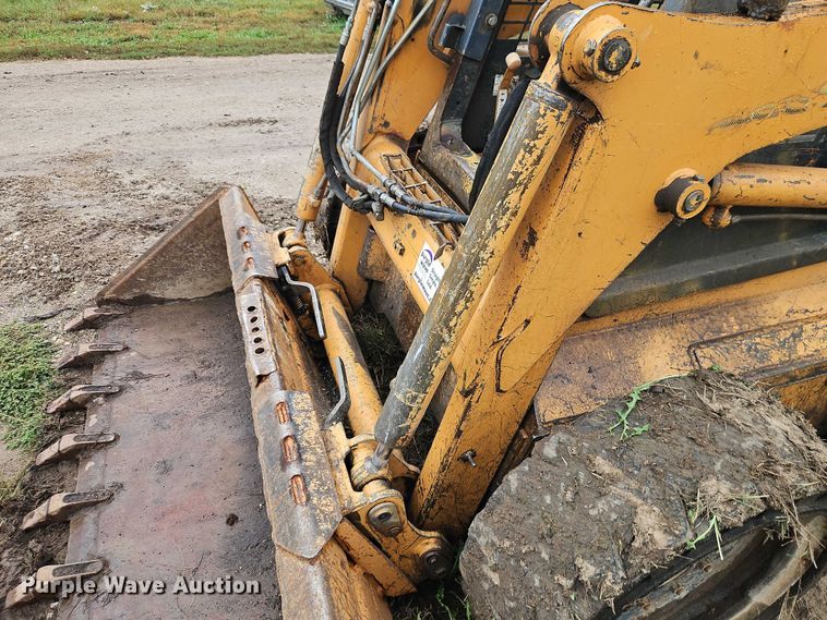 image for item EB8369 2002 Case 75XT skid steer loader