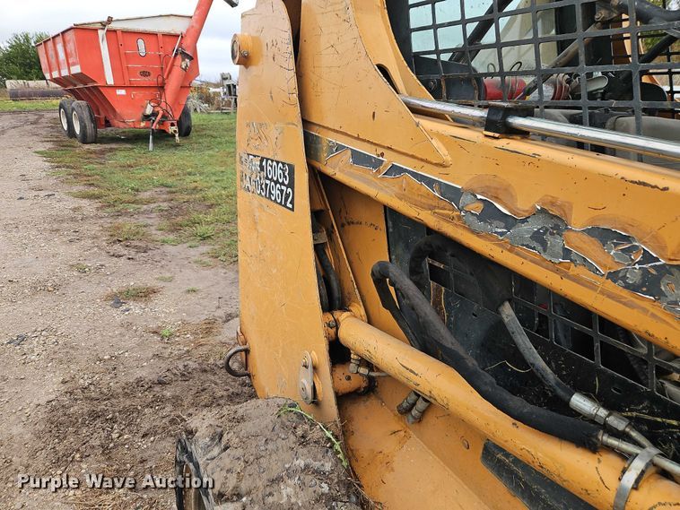 image for item EB8369 2002 Case 75XT skid steer loader