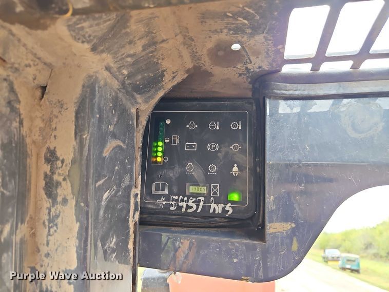 image for item EB8369 2002 Case 75XT skid steer loader