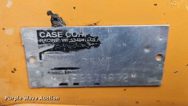 image for item EB8369 2002 Case 75XT skid steer loader