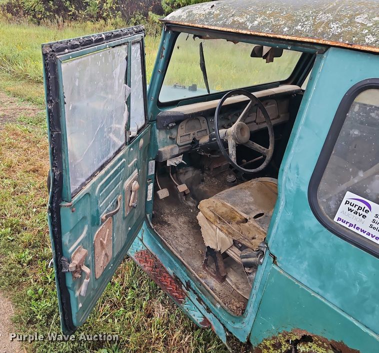 image for item EB8372 1974 Toyota  FJ 40 Land Cruiser SUV