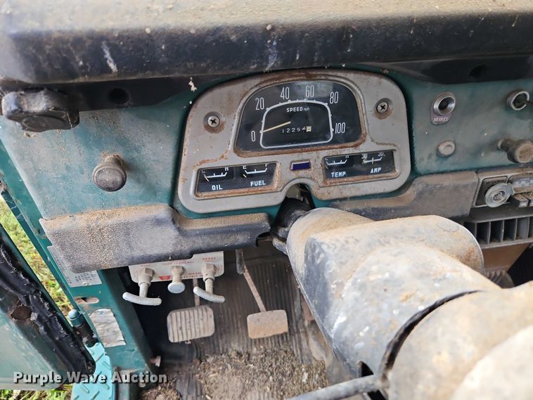 image for item EB8372 1974 Toyota  FJ 40 Land Cruiser SUV