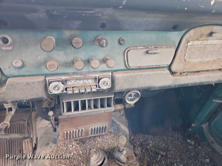 image for item EB8372 1974 Toyota  FJ 40 Land Cruiser SUV