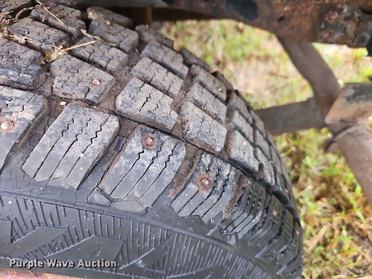 image for item EB8372 1974 Toyota  FJ 40 Land Cruiser SUV