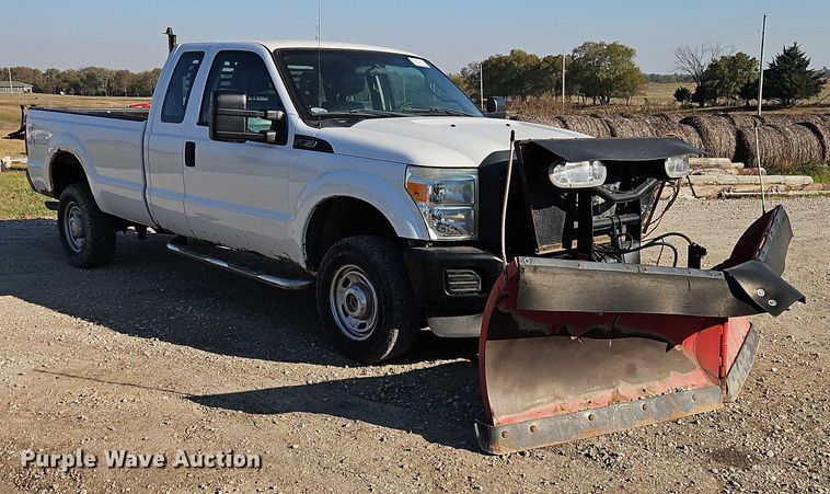 image for item EB8392 2014 Ford F250 Super Duty Ext. Cab pickup truck
