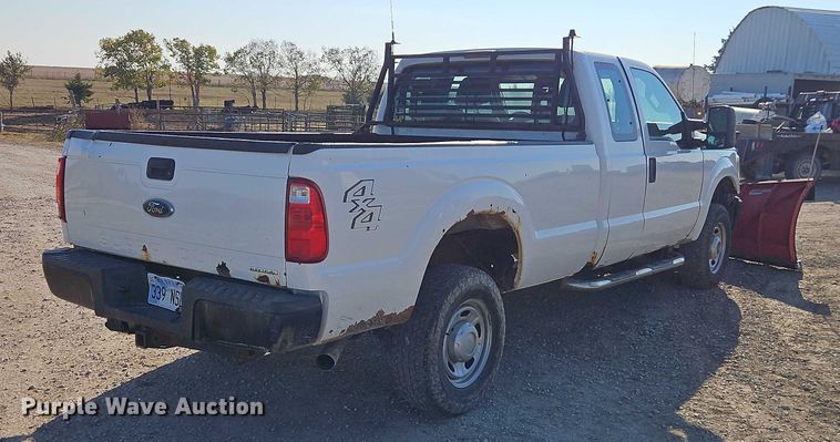 image for item EB8392 2014 Ford F250 Super Duty Ext. Cab pickup truck