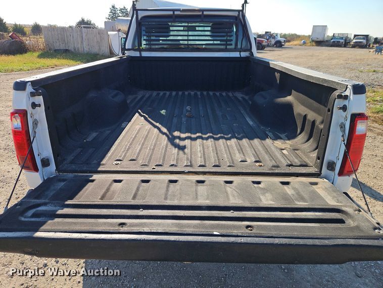 image for item EB8392 2014 Ford F250 Super Duty Ext. Cab pickup truck