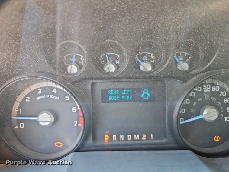 image for item EB8392 2014 Ford F250 Super Duty Ext. Cab pickup truck