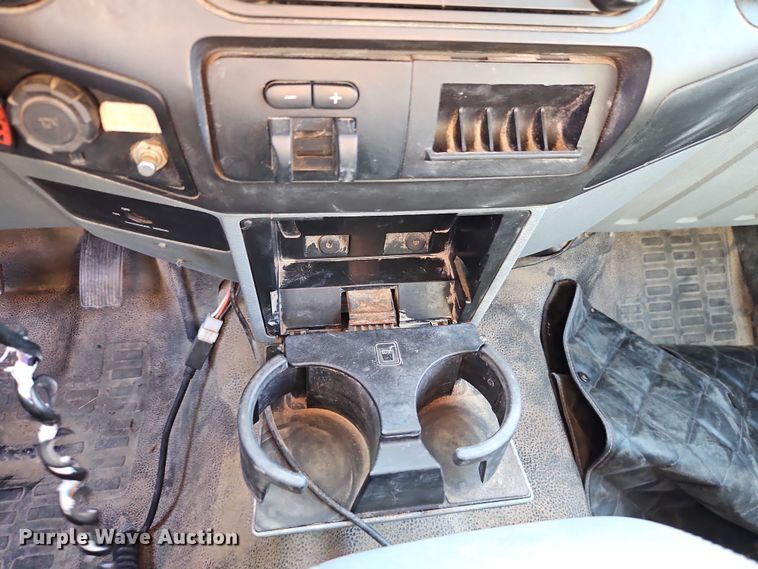 image for item EB8392 2014 Ford F250 Super Duty Ext. Cab pickup truck