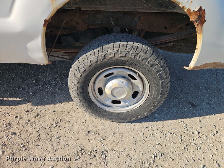 image for item EB8392 2014 Ford F250 Super Duty Ext. Cab pickup truck