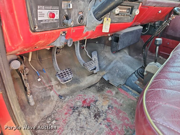 image for item EB8394 1986 GMC C6 dump flatbed truck