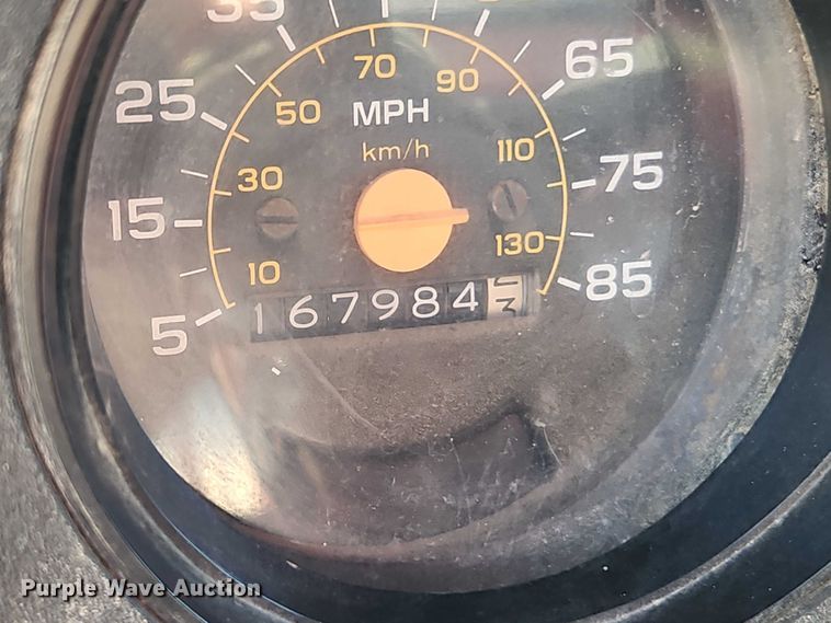 image for item EB8394 1986 GMC C6 dump flatbed truck