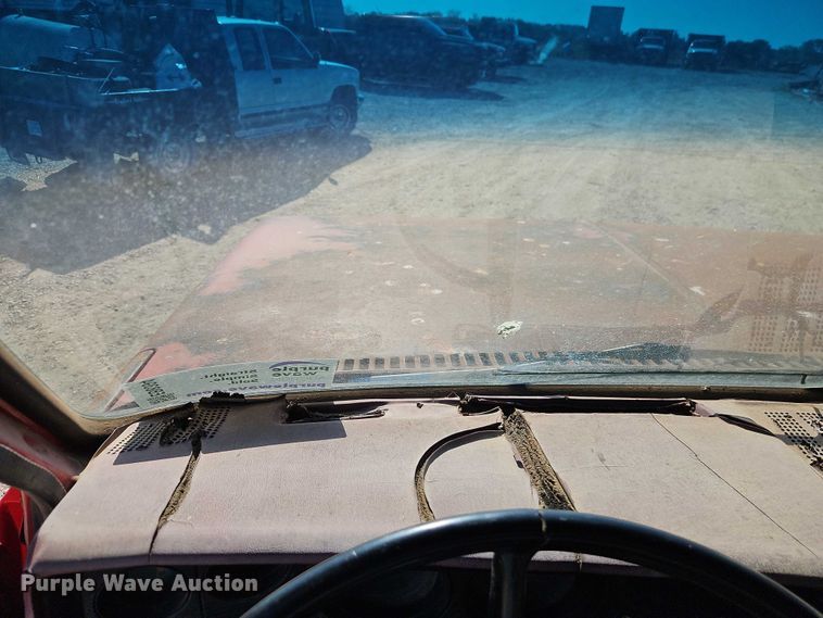 image for item EB8394 1986 GMC C6 dump flatbed truck