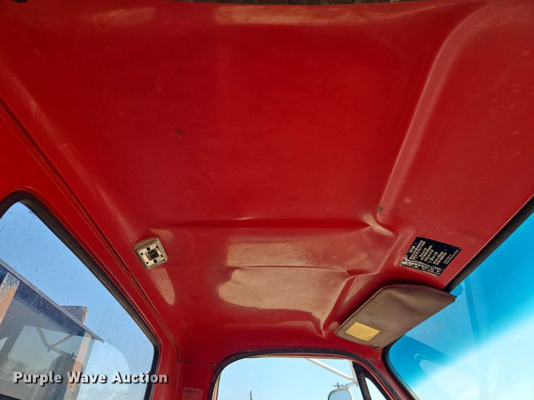 image for item EB8394 1986 GMC C6 dump flatbed truck