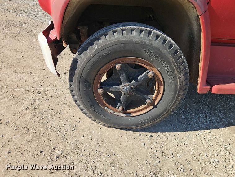 image for item EB8394 1986 GMC C6 dump flatbed truck