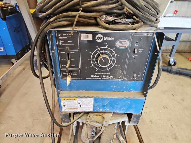 image for item EB8409 Miller Dialarc 250 welder