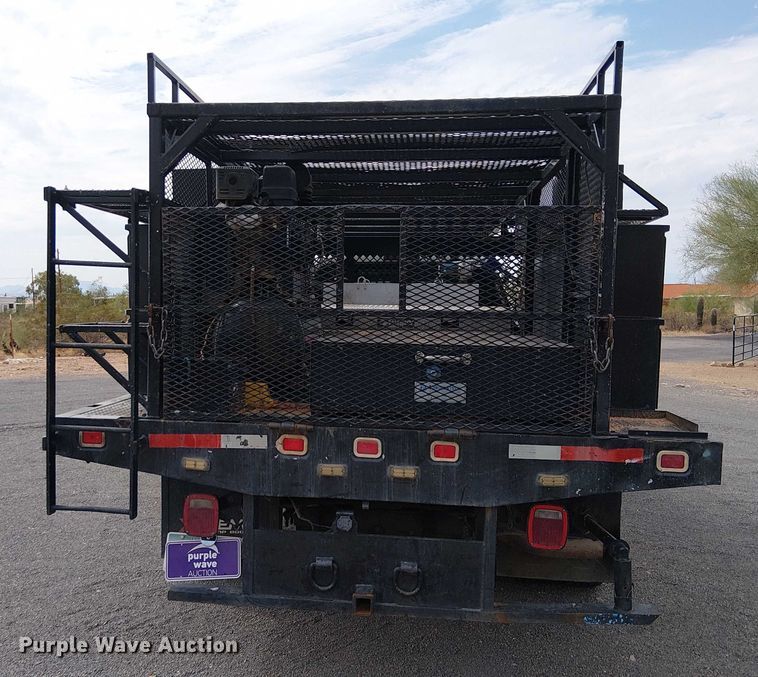 image for item EC1230 2003 Ford F450 flatbed truck