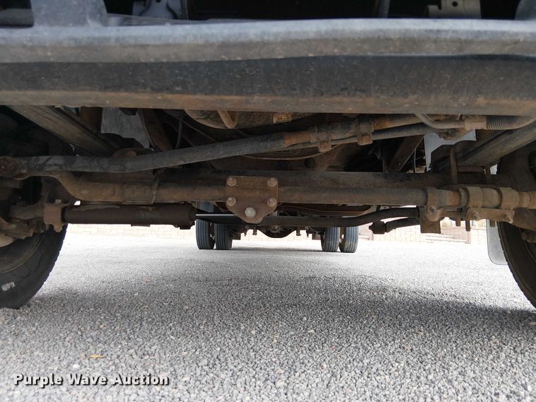 image for item EC1230 2003 Ford F450 flatbed truck