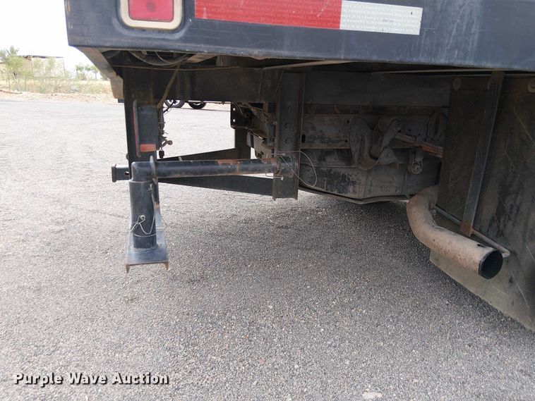 image for item EC1230 2003 Ford F450 flatbed truck