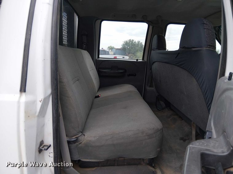 image for item EC1230 2003 Ford F450 flatbed truck