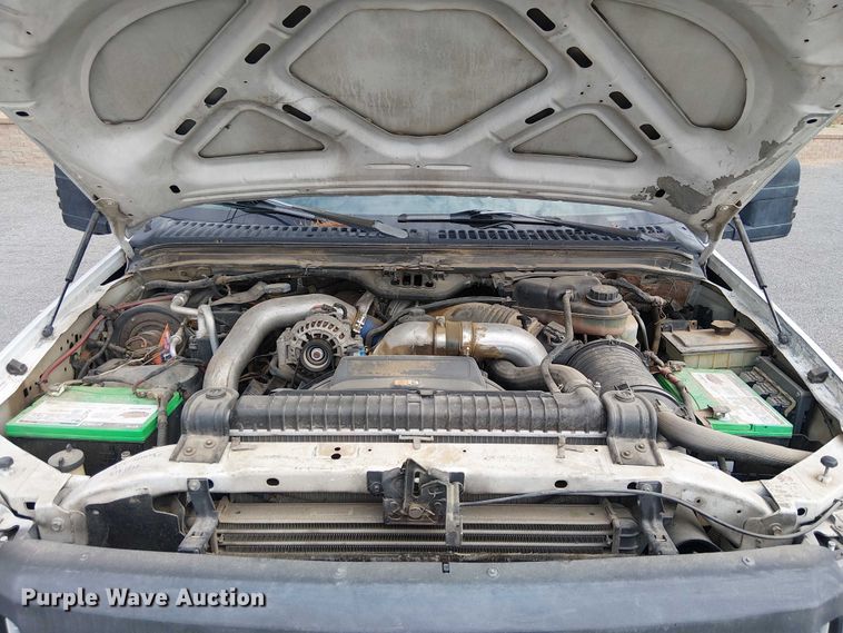 image for item EC1230 2003 Ford F450 flatbed truck