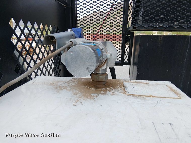 image for item EC1230 2003 Ford F450 flatbed truck