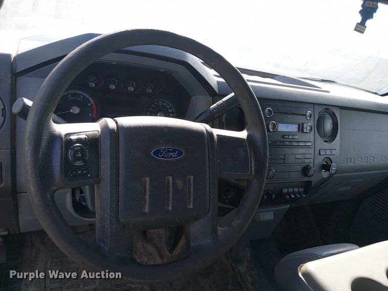 image for item EC1231 2014 Ford F250 Super Duty pickup truck