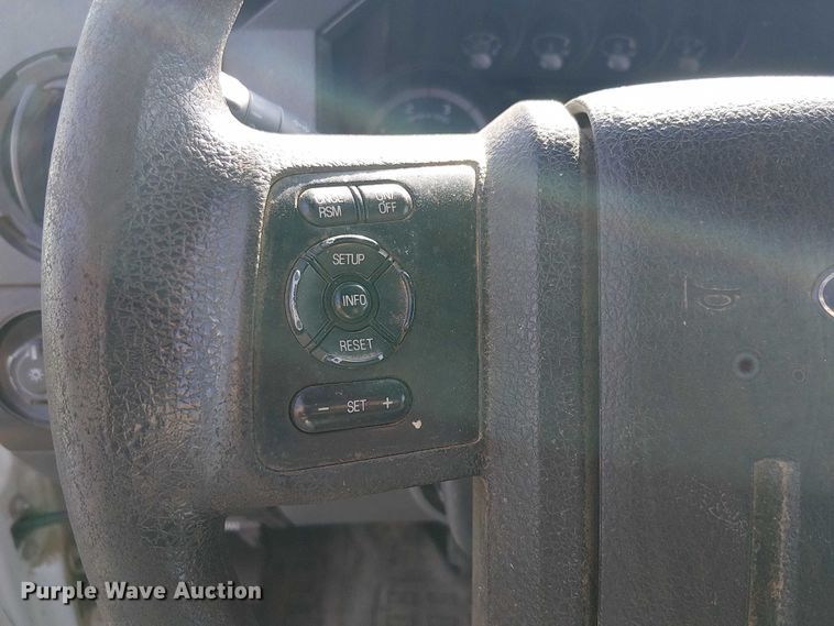 image for item EC1231 2014 Ford F250 Super Duty pickup truck