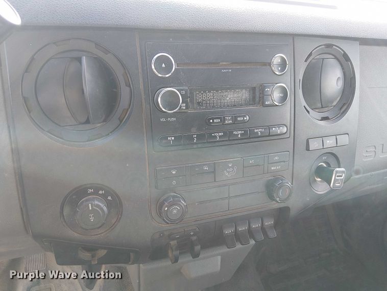 image for item EC1231 2014 Ford F250 Super Duty pickup truck