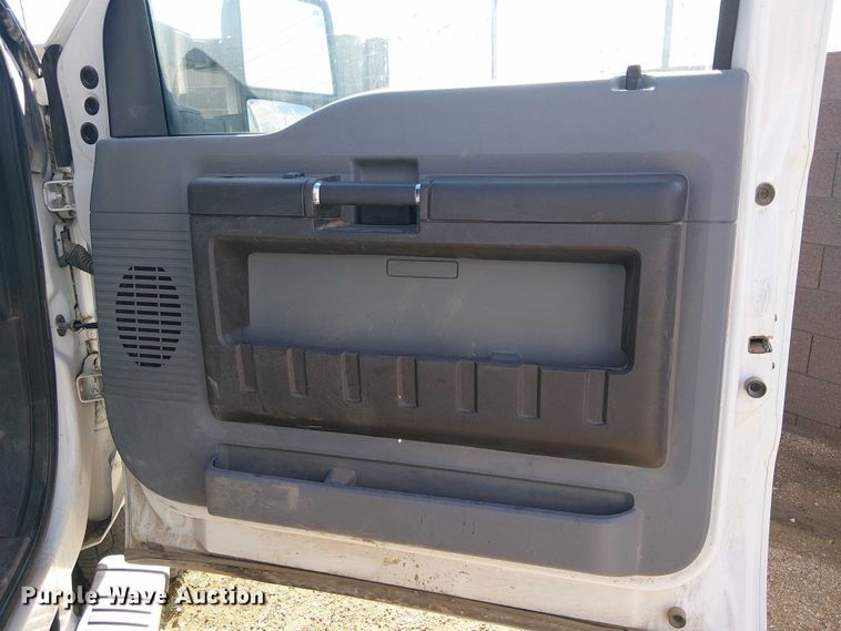 image for item EC1231 2014 Ford F250 Super Duty pickup truck