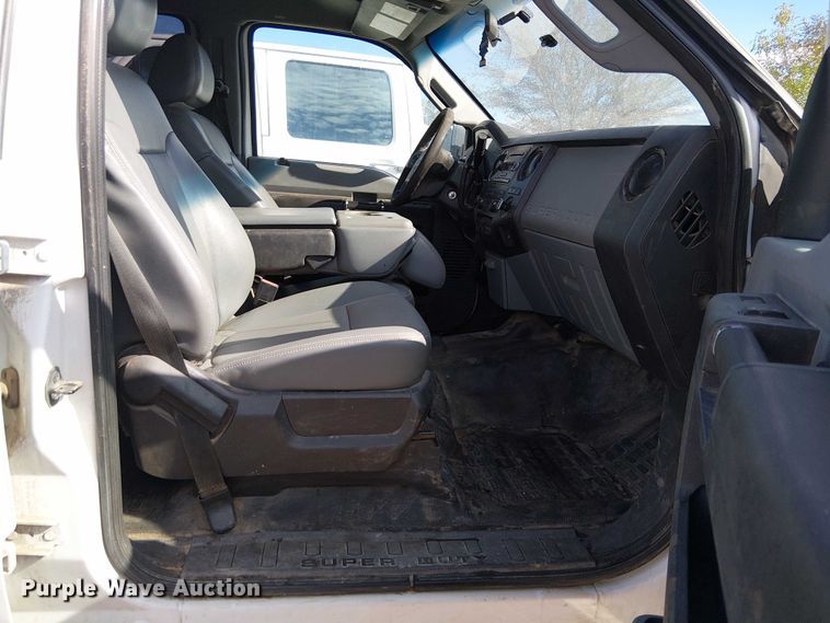 image for item EC1231 2014 Ford F250 Super Duty pickup truck