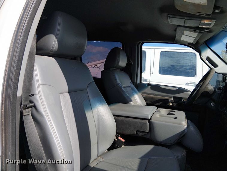 image for item EC1231 2014 Ford F250 Super Duty pickup truck