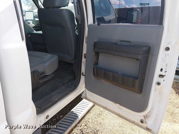 image for item EC1231 2014 Ford F250 Super Duty pickup truck