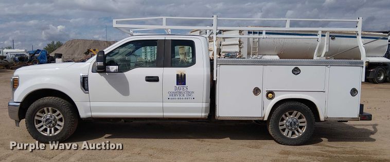 image for item EC1234 2018 Ford F250 Super Duty SuperCab utility bed pickup truck