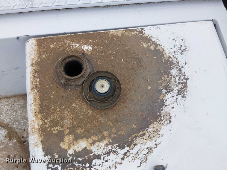 image for item EC1234 2018 Ford F250 Super Duty SuperCab utility bed pickup truck