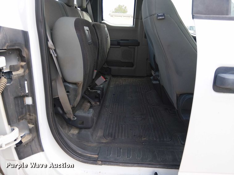 image for item EC1234 2018 Ford F250 Super Duty SuperCab utility bed pickup truck