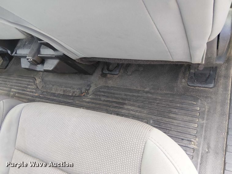 image for item EC1234 2018 Ford F250 Super Duty SuperCab utility bed pickup truck