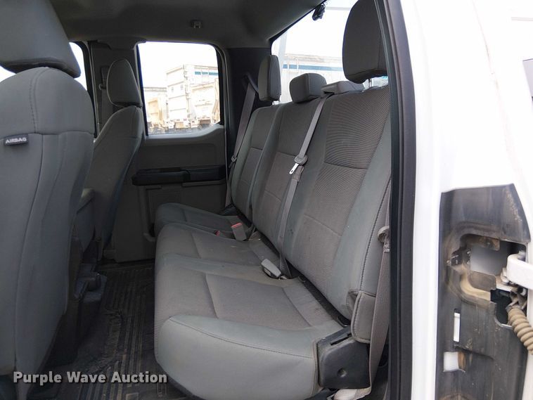 image for item EC1234 2018 Ford F250 Super Duty SuperCab utility bed pickup truck