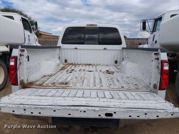 image for item EC1235 2012 Ford F250 Super Duty Crew Cab pickup truck