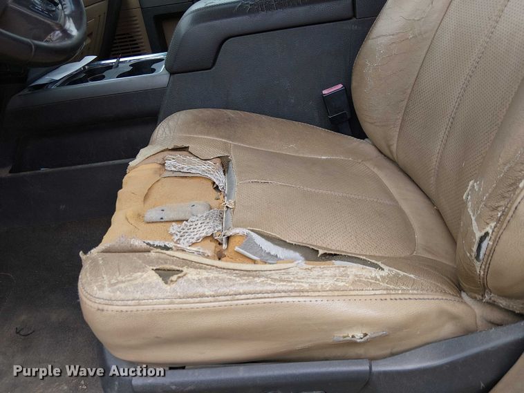 image for item EC1235 2012 Ford F250 Super Duty Crew Cab pickup truck