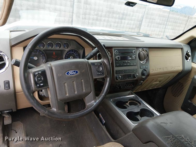 image for item EC1235 2012 Ford F250 Super Duty Crew Cab pickup truck